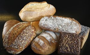 diferentes tipos de pan, ecológico, de centeno, de espelta, de cereales